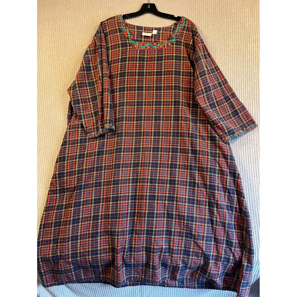 Vermont Country Store Plaid Flannel Nightgown 4X Red Navy Embroidered Pockets